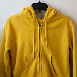 SOLD❗️Urban Outfitter Zip-Up